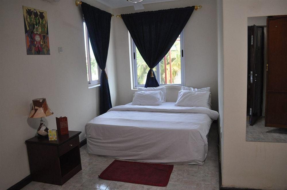 Tribeca Hotel Ghana Accra Kültér fotó