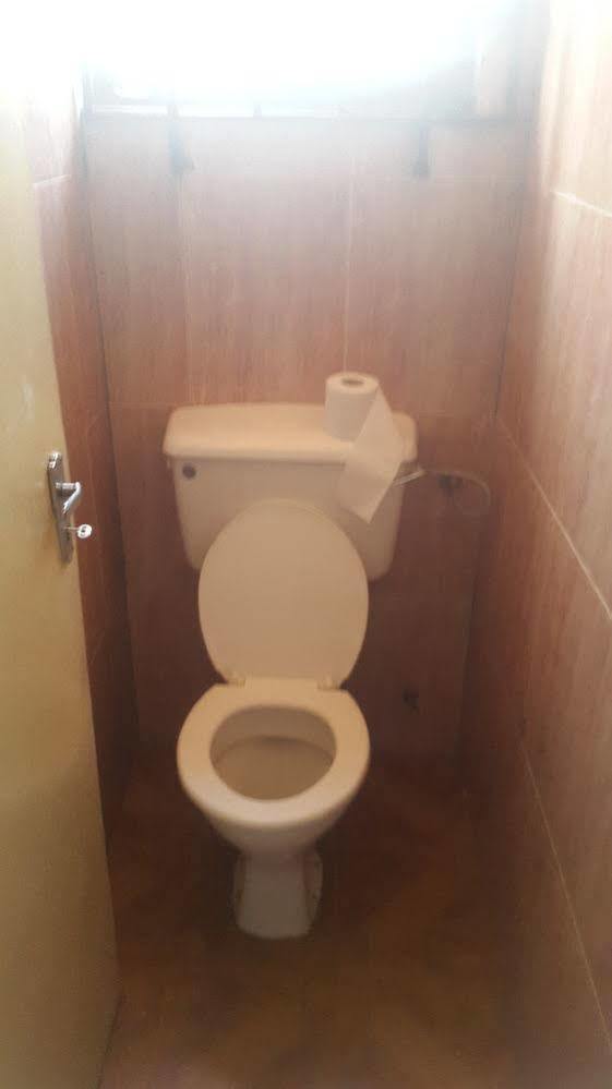 Tribeca Hotel Ghana Accra Kültér fotó